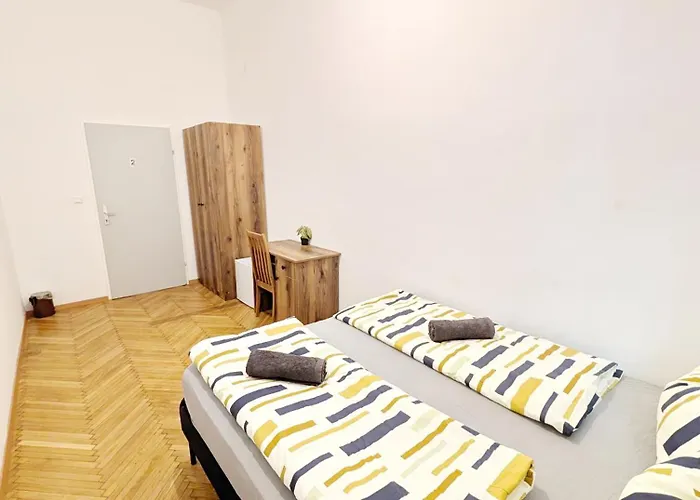 Comfortable In Simmering Area Homestay *