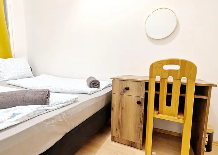 Comfortable In Simmering Area Homestay *